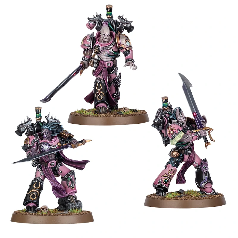 Emperor's Children flawless blades. Marines with exposed mid sections holding large two handed swords.